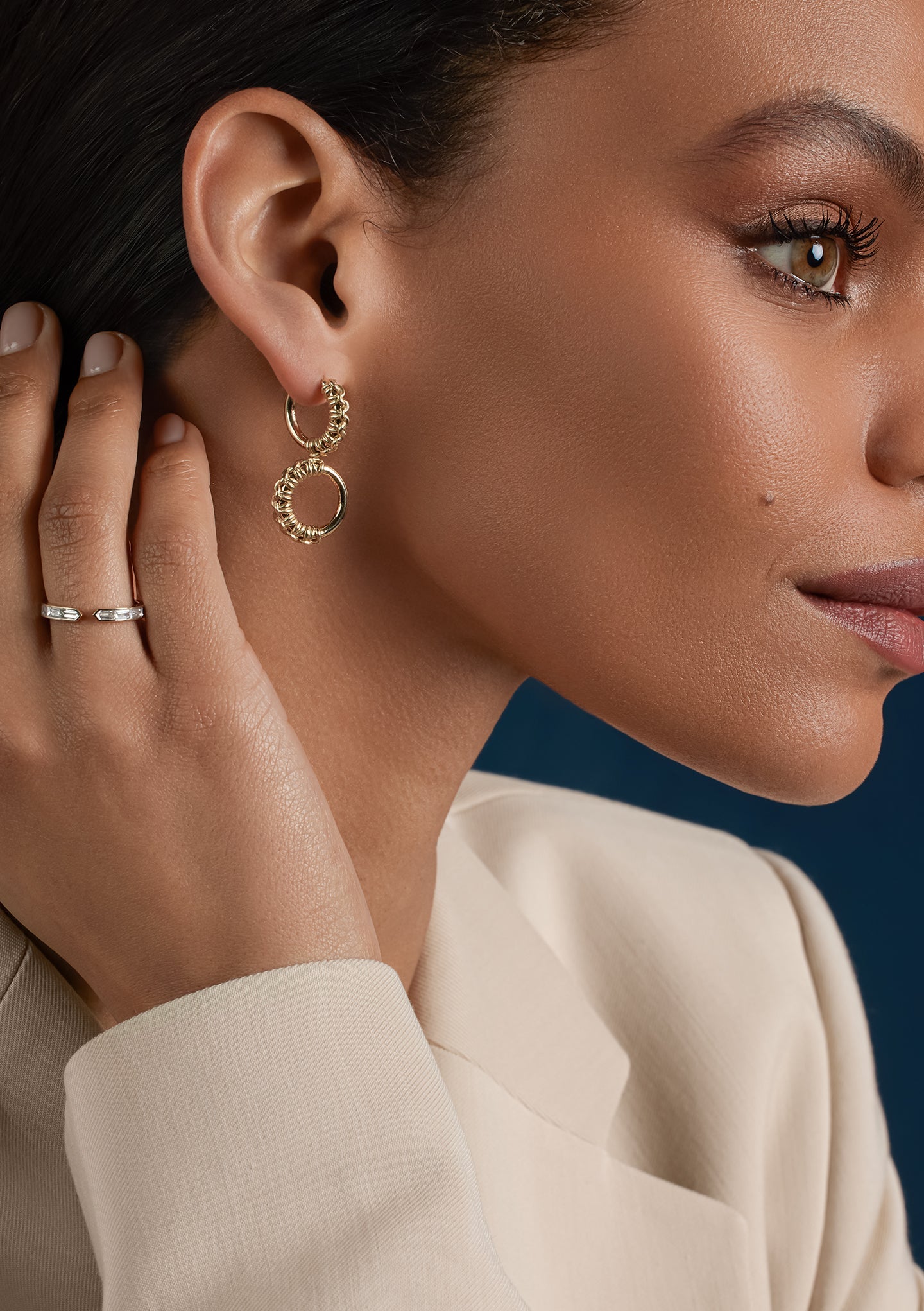 【HYERES LOR】24SS★ H-edition Castanets Oval Earrings Oval Hoop Earrings 14K Yellow Gold | Jared